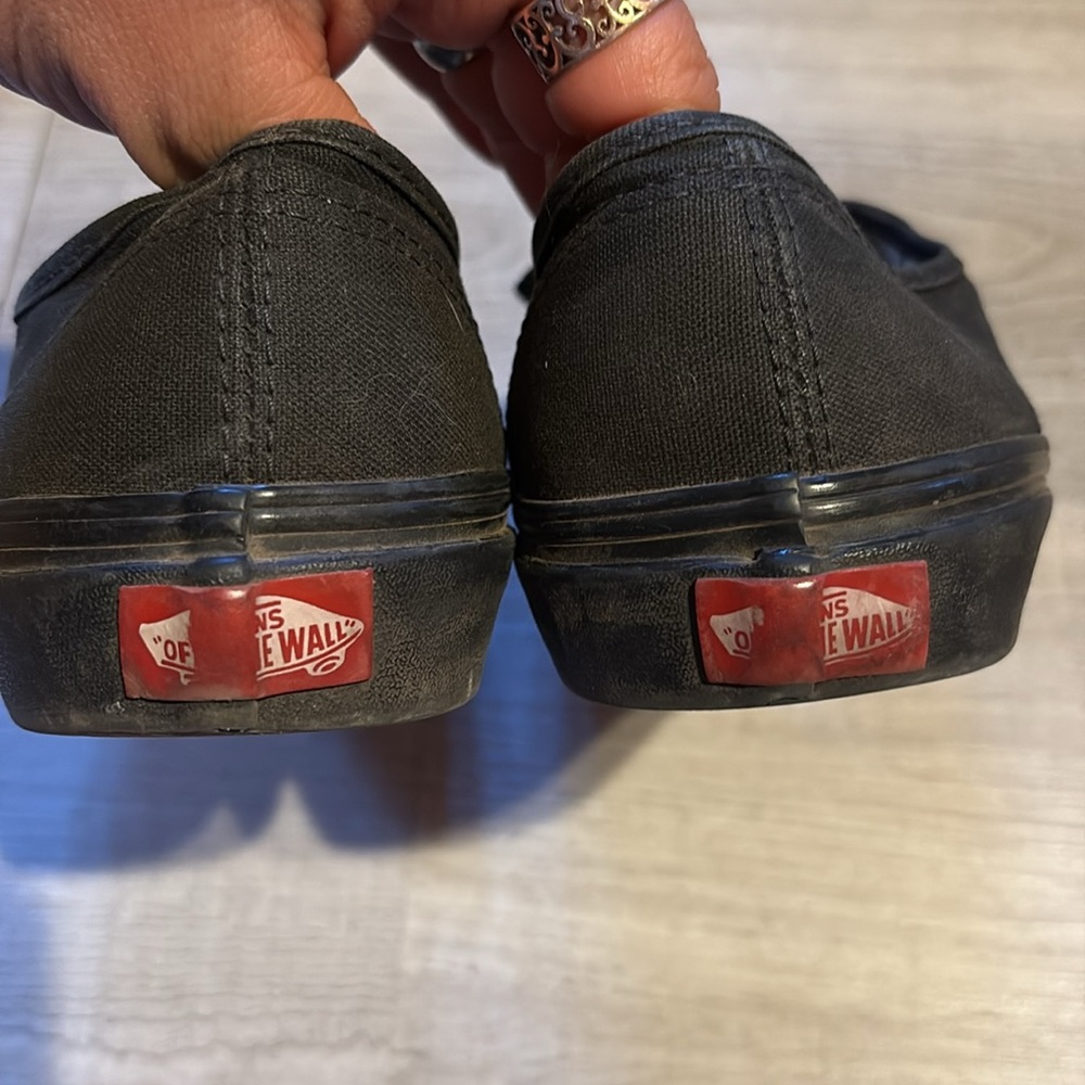 Vans Black Canvas Sneakers Classic Low-Top women’s 8 / men’s 6.5 - Picture 4 of 11